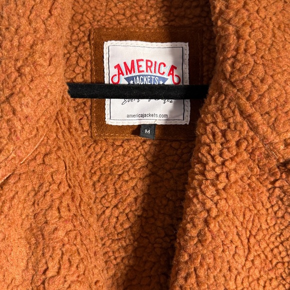 Vintage 1970s rust colored Suede Jacket with Faux Shearling Lining - Picture 2 of 8